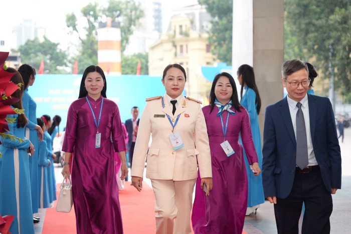 Gần 500 đại biểu tham dự Đại hội Đại biểu Phụ nữ thành phố Hà Nội lần thứ XVII- Ảnh 1.