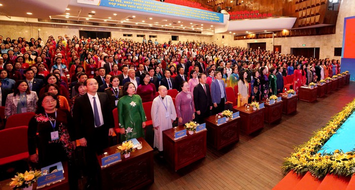 65 đồng chí được bầu vào Ban Chấp hành Hội LHPN Thành phố khóa XVII- Ảnh 1.