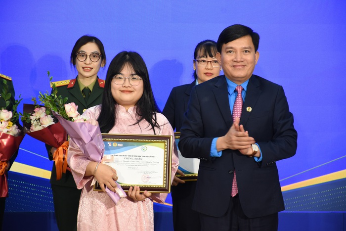 Lan tỏa những nghĩa cử cao đẹp từ Cuộc thi “Vòng tay Công đoàn” lần thứ V- Ảnh 2.