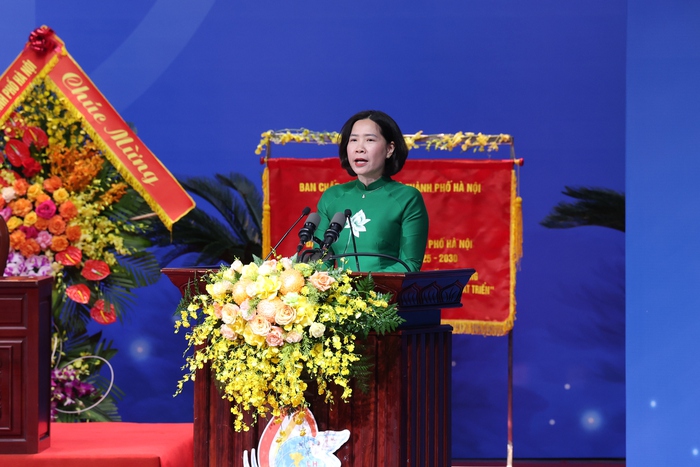 Chủ tịch Hội LHPN Việt Nam dự Đại hội Đại biểu Phụ nữ thành phố Hà Nội lần thứ XVII - Ảnh 3.