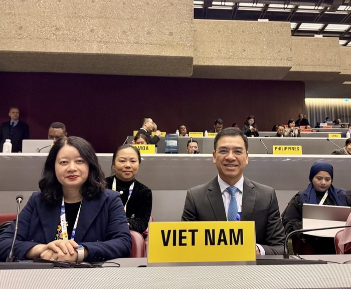 Ưu tiên bảo vệ giới trẻ trước "nạn dịch" thuốc lá mới- Ảnh 2.