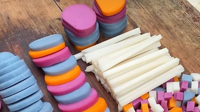 Đưa bánh đá trở thành sinh kế bền vững của phụ nữ dân tộc thiểu số và miền núi cực Bắc- Ảnh 2.