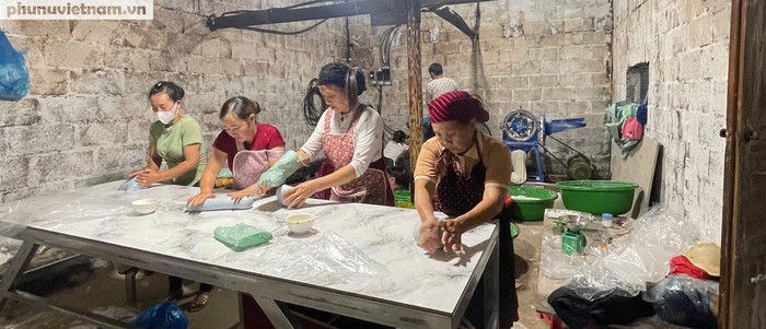 Đưa bánh đá trở thành sinh kế bền vững của phụ nữ dân tộc thiểu số và miền núi cực Bắc- Ảnh 3.