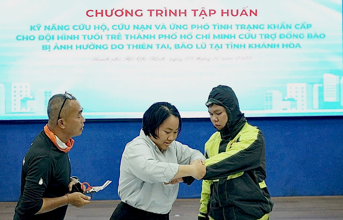 150 tình nguyện viên tinh nhuệ TPHCM sẵn sàng lên đường, chi viện đến vùng lũ- Ảnh 3.