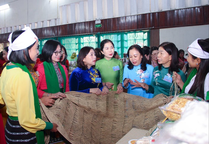 Đại hội đại biểu Phụ nữ tỉnh Nghệ An lần thứ XVII, nhiệm kỳ 2025 - 2030- Ảnh 4.