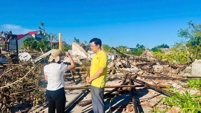 Vingroup tiếp tục hỗ trợ thêm 500 tỷ đồng cứu trợ miền Trung, nâng tổng đóng góp lên 1.000 tỷ đồng- Ảnh 2. Vingroup tiếp tục hỗ trợ thêm 500 tỷ đồng cứu trợ miền Trung, nâng tổng đóng góp lên 1.000 tỷ đồng- Ảnh 2.