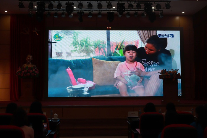 Bảo vệ phụ nữ và trẻ em khỏi tác hại của thuốc lá chính là bảo vệ tương lai của mỗi gia đình và của cả xã hội- Ảnh 1.