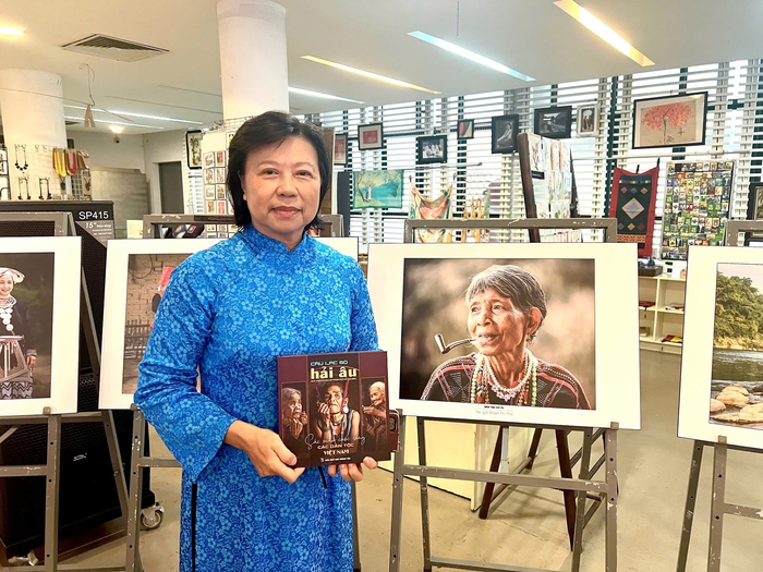 Nghệ sĩ nhiếp ảnh Đoàn Thi Thơ