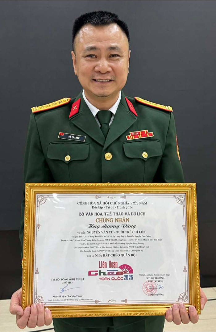 35 huy chương Vàng được trao tại Liên hoan Chèo toàn quốc 2025- Ảnh 1.