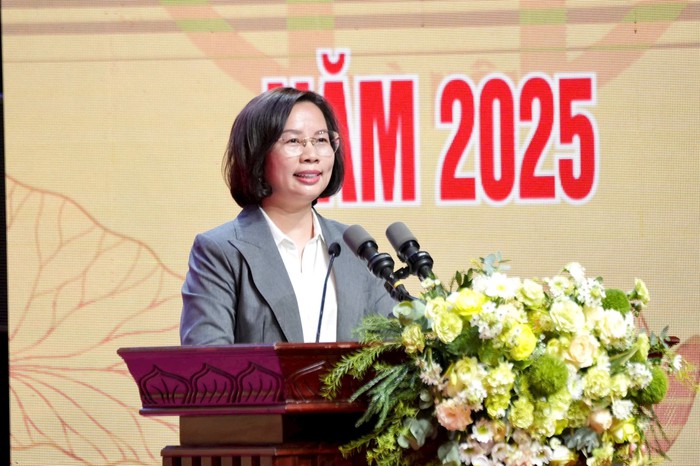 Hà Nội tiếp nhận hơn 93 tỷ đồng ủng hộ người nghèo- Ảnh 1.