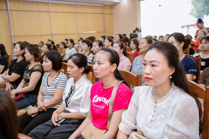 Nâng cao năng lực, hỗ trợ phụ nữ di cư ổn định cuộc sống nơi đô thị- Ảnh 3. Nâng cao năng lực, hỗ trợ phụ nữ di cư ổn định cuộc sống nơi đô thị- Ảnh 3.