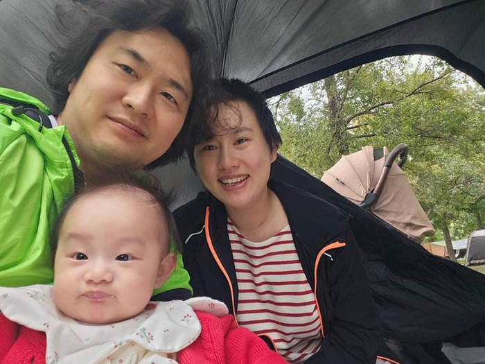 Điều kỳ diệu nơi đảo ngọc: Giành lại sự sống cho thai phụ Hàn Quốc bị xuất huyết não nặng- Ảnh 2. Điều kỳ diệu nơi đảo ngọc: Giành lại sự sống cho thai phụ Hàn Quốc bị xuất huyết não nặng- Ảnh 2.