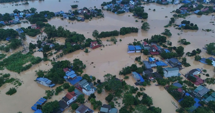 Ngành ngân hàng cơ cấu nợ, giảm lãi, mở gói tín dụng ưu đãi hỗ trợ vùng lũ- Ảnh 1.