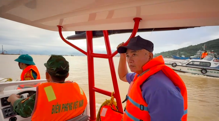 Đà Nẵng: Huy động hàng trăm chiến sỹ Biên phòng và phương tiện ứng phó bão số 13- Ảnh 10.