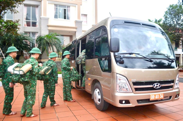 Đắk Lắk: Hơn 2.000 tàu cá đã vào nơi neo đậu an toàn - Ảnh 2. Đắk Lắk: Hơn 2.000 tàu cá đã vào nơi neo đậu an toàn - Ảnh 2.