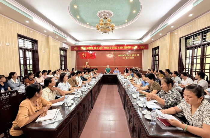 Ninh Bình: Hơn 18 nghìn lượt ý kiến của cán bộ, hội viên, phụ nữ góp ý Dự thảo văn kiện Đại hội XIV của Đảng- Ảnh 2. Ninh Bình: Hơn 18 nghìn lượt ý kiến của cán bộ, hội viên, phụ nữ góp ý Dự thảo văn kiện Đại hội XIV của Đảng- Ảnh 2.