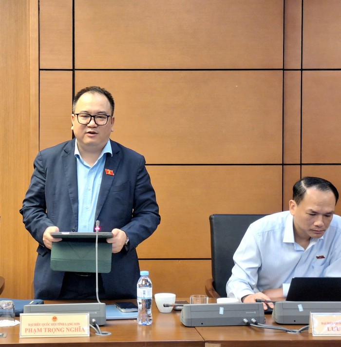 Đảm bảo người dân vùng khó khăn, miền núi, dân tộc thiểu số được tiếp cận bình đẳng với công nghệ số- Ảnh 2. Đảm bảo người dân vùng khó khăn, miền núi, dân tộc thiểu số được tiếp cận bình đẳng với công nghệ số- Ảnh 2.