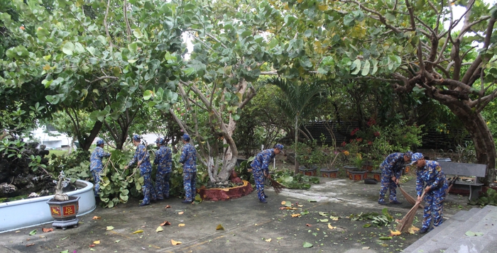 Đặc khu Trường Sa đã an toàn sau khi bão số 13 quét qua- Ảnh 1. Đặc khu Trường Sa đã an toàn sau khi bão số 13 quét qua- Ảnh 1.