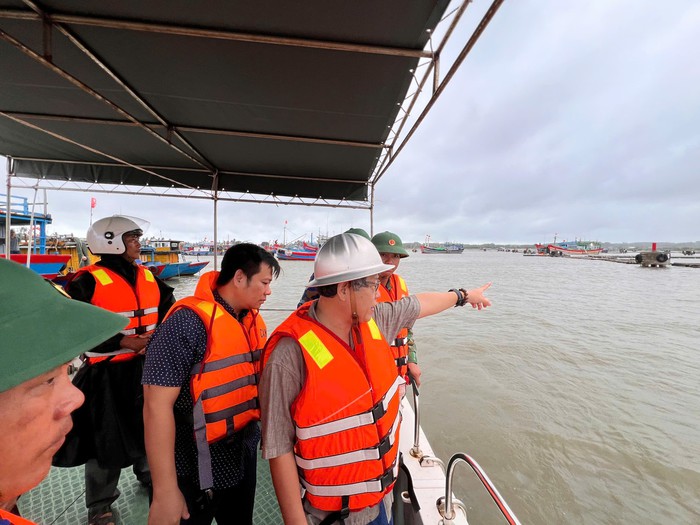 Đà Nẵng: Huy động hàng trăm chiến sỹ Biên phòng và phương tiện ứng phó bão số 13- Ảnh 3.