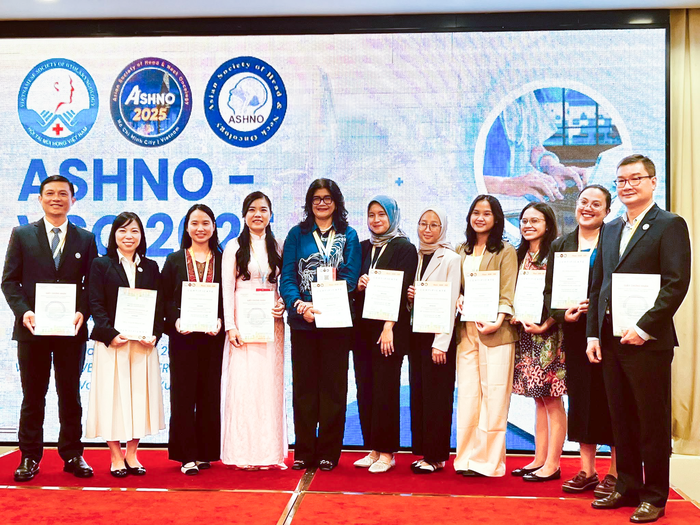 Lan tỏa tinh thần hội nhập và tiếng nói Việt trên diễn đàn y khoa quốc tế- Ảnh 3. Lan tỏa tinh thần hội nhập và tiếng nói Việt trên diễn đàn y khoa quốc tế- Ảnh 3.