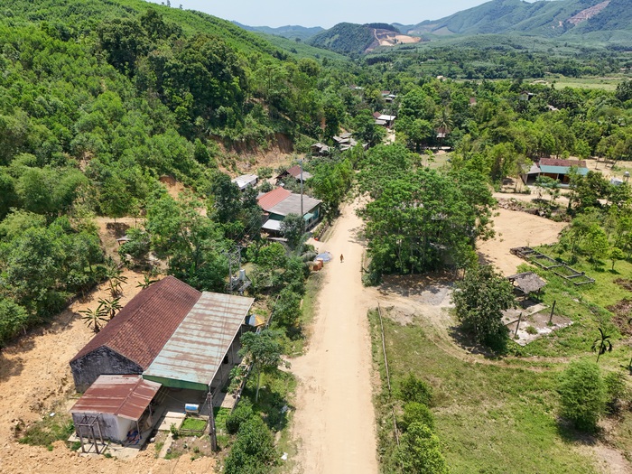 Nữ già làng và hành trình vận động Rào Tre "nói không" với khói thuốc- Ảnh 1. Nữ già làng và hành trình vận động Rào Tre "nói không" với khói thuốc- Ảnh 1.