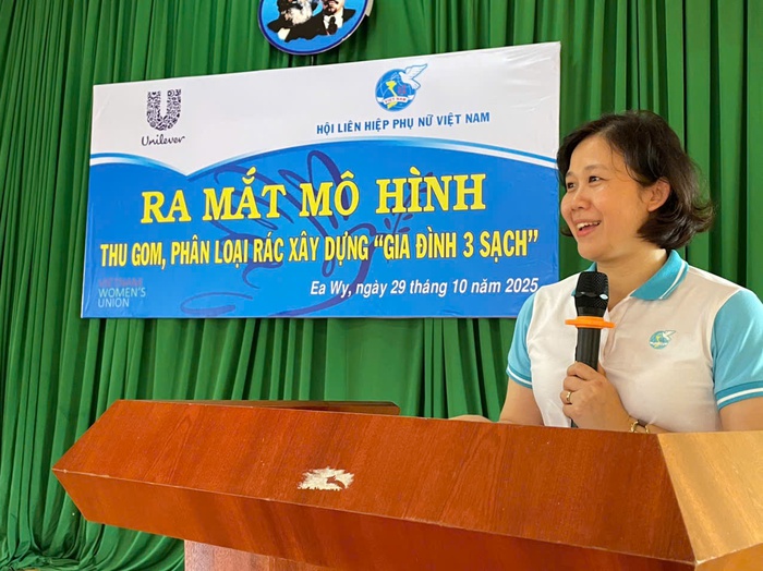 Bảo vệ môi trường từ mô hình "Thu gom, phân loại rác xây dựng gia đình 3 sạch”- Ảnh 1.