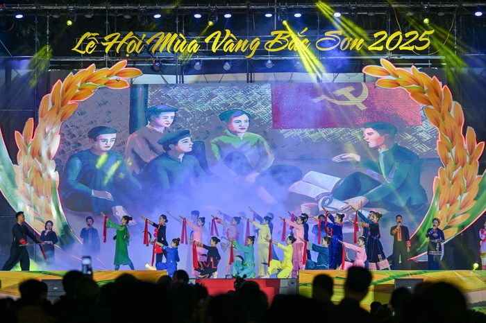 Lễ hội Du lịch Mùa vàng Bắc Sơn 2025: Rực rỡ sắc lúa, lan tỏa niềm tự hào từ “Làng du lịch tốt nhất thế giới”- Ảnh 2. Lễ hội Du lịch Mùa vàng Bắc Sơn 2025: Rực rỡ sắc lúa, lan tỏa niềm tự hào từ “Làng du lịch tốt nhất thế giới”- Ảnh 2.