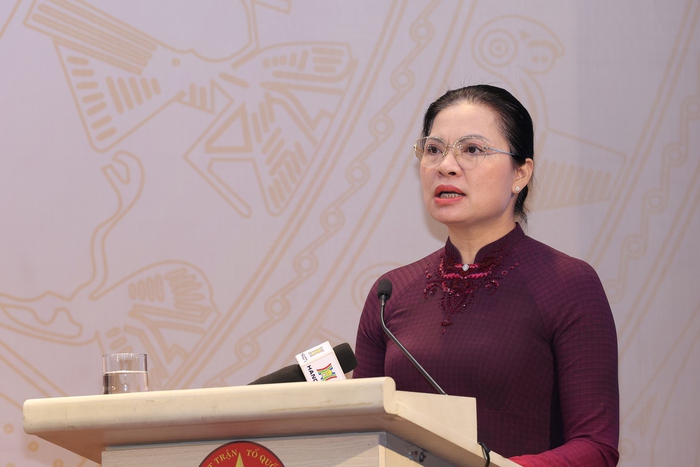 Bà Bùi Thị Minh Hoài giữ chức Chủ tịch Ủy ban Trung ương Mặt trận Tổ quốc Việt Nam- Ảnh 3. Bà Bùi Thị Minh Hoài giữ chức Chủ tịch Ủy ban Trung ương Mặt trận Tổ quốc Việt Nam- Ảnh 3.