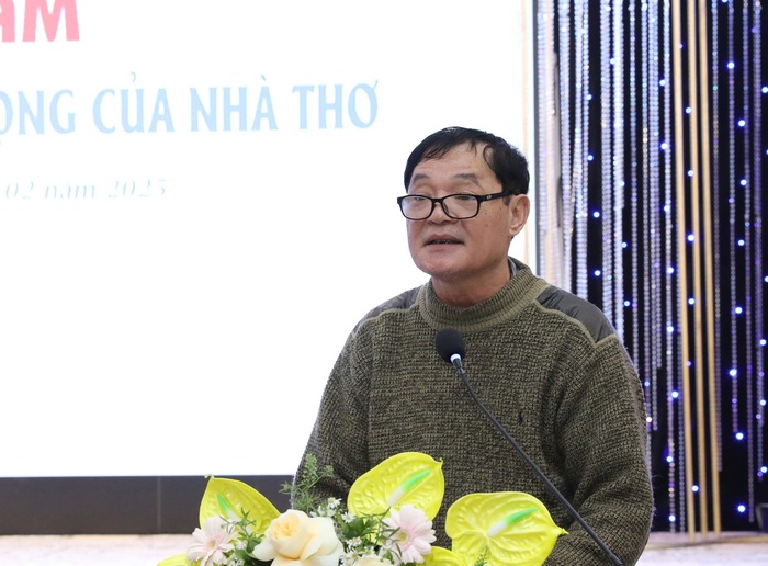 Nhà thơ Đặng Huy Giang