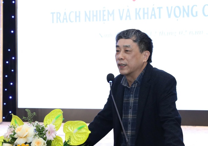 Nhà thơ Nguyễn Bình Phương