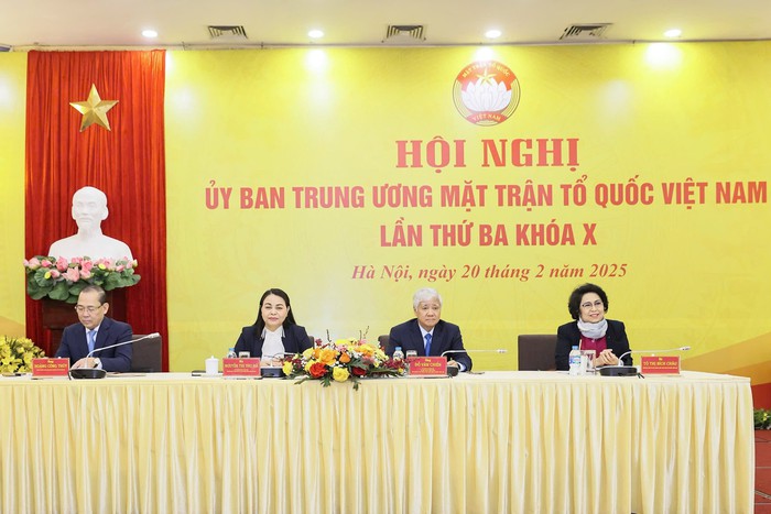 Khai mạc Hội nghị Ủy ban Trung ương Mặt trận Tổ quốc Việt Nam lần thứ ba, khóa X- Ảnh 1.