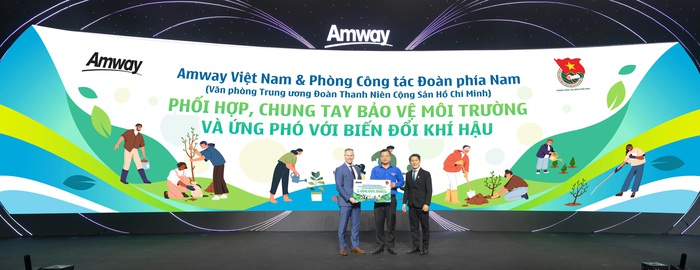 Amway Việt Nam ra mắt chiến lược "Sống khỏe mạnh, sống hạnh phúc" tại Amway Expo 2025- Ảnh 1.