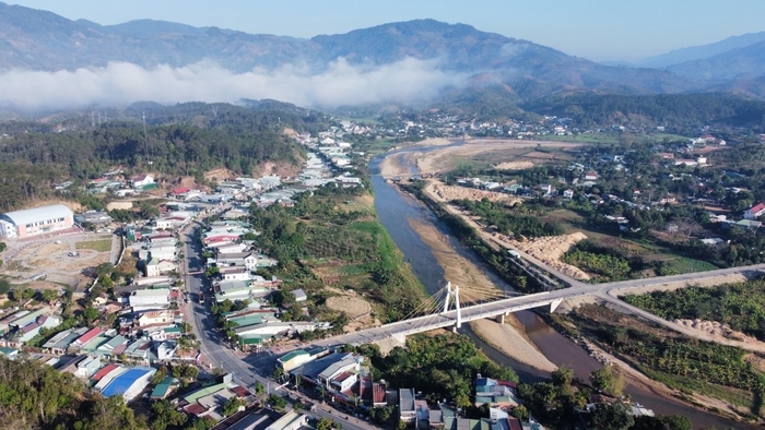 Kon Tum phát triển mạnh mẽ, sẵn sàng vươn mình cùng dân tộc- Ảnh 2.