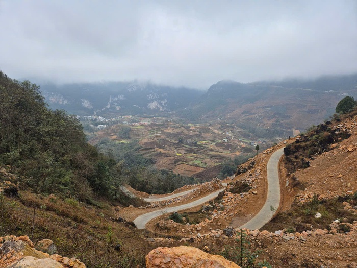 Hà Giang: Niềm hạnh phúc của người dân biên giới khi được xoá nhà tạm, nhà dột nát - Ảnh 3.