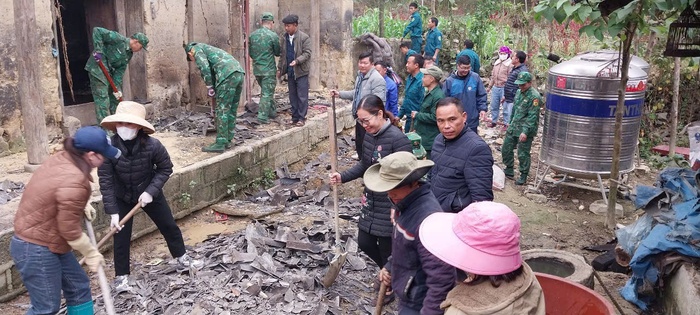 Hà Giang: Niềm hạnh phúc của người dân biên giới khi được xoá nhà tạm, nhà dột nát - Ảnh 4.