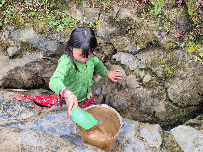 Hà Giang: Niềm hạnh phúc của người dân biên giới khi được xoá nhà tạm, nhà dột nát - Ảnh 6.