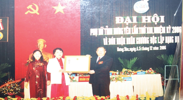 Hội LHPN Hải Dương - Hưng Yên: Thắm tình chị em đoàn kết cùng phát triển - Ảnh 5. Hội LHPN Hải Dương - Hưng Yên: Thắm tình chị em đoàn kết cùng phát triển - Ảnh 5.