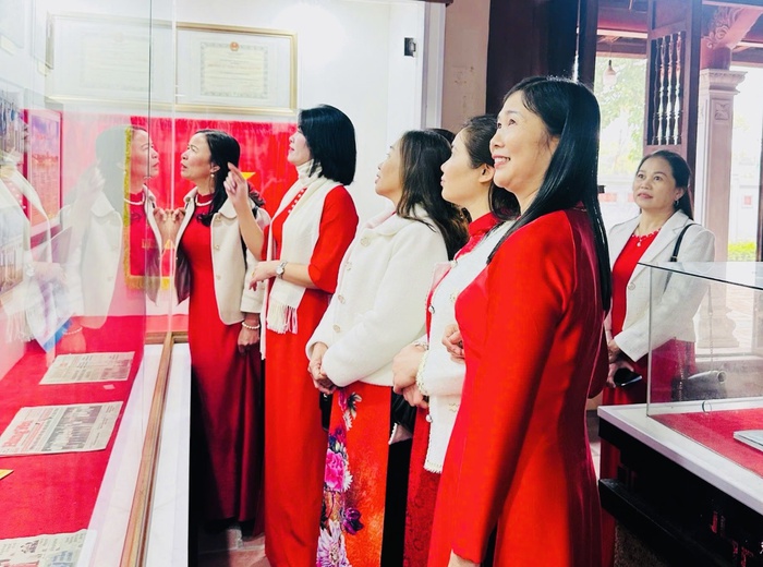 Các cấp Hội Phụ nữ Hưng Yên tổ chức nhiều hoạt động sôi nổi, ý nghĩa nhân ngày 8/3- Ảnh 3. Các cấp Hội Phụ nữ Hưng Yên tổ chức nhiều hoạt động sôi nổi, ý nghĩa nhân ngày 8/3- Ảnh 3.