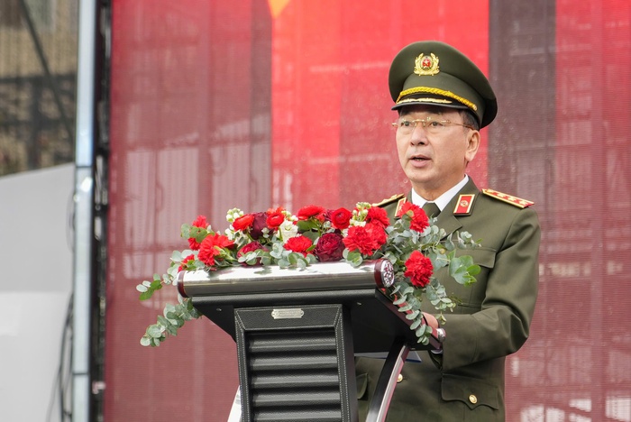 Các nữ chiến sĩ Công an lan tỏa vẻ đẹp của áo dài- Ảnh 1. Các nữ chiến sĩ Công an lan tỏa vẻ đẹp của áo dài- Ảnh 1.