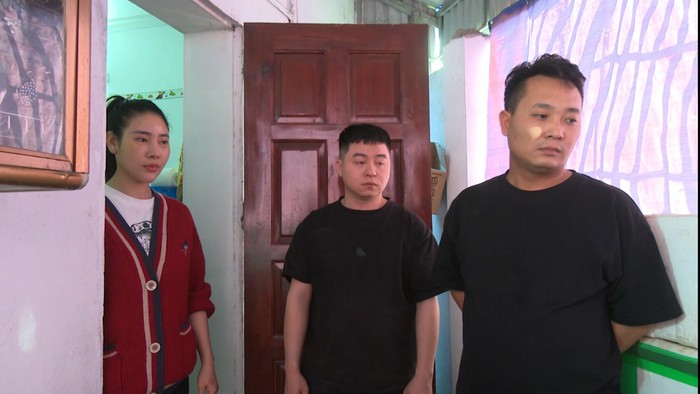 Tinh vi thủ đoạn sản xuất thuốc bảo vệ thực vật giả từ hạt nêm- Ảnh 1. Tinh vi thủ đoạn sản xuất thuốc bảo vệ thực vật giả từ hạt nêm- Ảnh 1.
