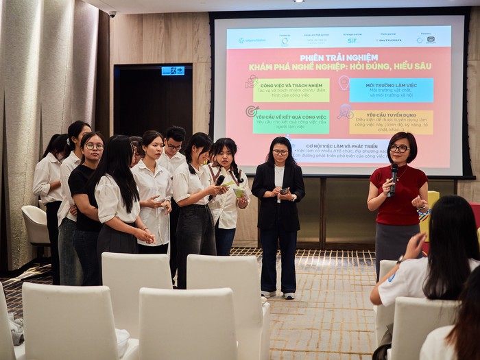 Đồng hành cùng nữ sinh Việt Nam trên hành trình khám phá nghề nghiệp- Ảnh 1. Đồng hành cùng nữ sinh Việt Nam trên hành trình khám phá nghề nghiệp- Ảnh 1.