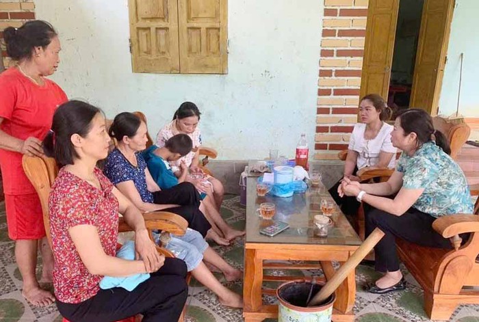 Tảo hôn và hôn nhân cận huyết thống: Gánh nặng âm thầm đối với cộng đồng dân tộc thiểu số- Ảnh 2. Tảo hôn và hôn nhân cận huyết thống: Gánh nặng âm thầm đối với cộng đồng dân tộc thiểu số- Ảnh 2.