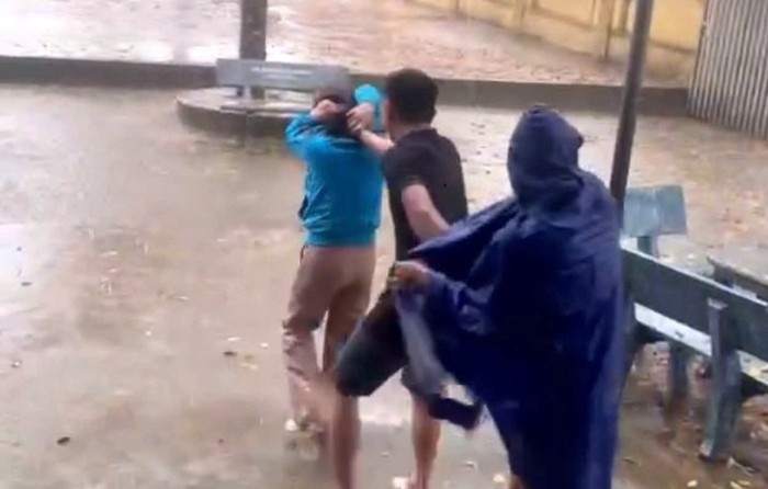 Người hành hung nữ giáo viên khai do say rượu nên không làm chủ được hành vi- Ảnh 1.