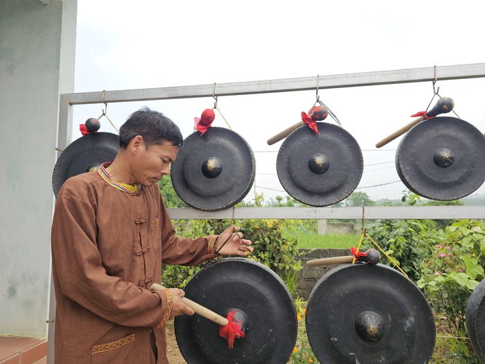 Cụ bà U80 "giữ lửa" văn hóa Mường- Ảnh 4. Cụ bà U80 "giữ lửa" văn hóa Mường- Ảnh 4.