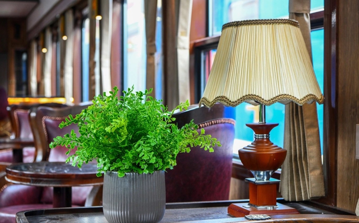 Khai trương đoàn tàu "Hoa Phượng đỏ": Sản phẩm du lịch độc đáo trên tuyến đường sắt Hà Nội - Hải Phòng- Ảnh 8. Khai trương đoàn tàu "Hoa Phượng đỏ": Sản phẩm du lịch độc đáo trên tuyến đường sắt Hà Nội - Hải Phòng- Ảnh 8.