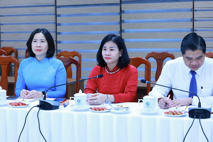 Hội LHPN Thủ đô Viêng Chăn (Lào) chào xã giao Trung ương Hội LHPN Việt Nam- Ảnh 1. Hội LHPN Thủ đô Viêng Chăn (Lào) chào xã giao Trung ương Hội LHPN Việt Nam- Ảnh 1.