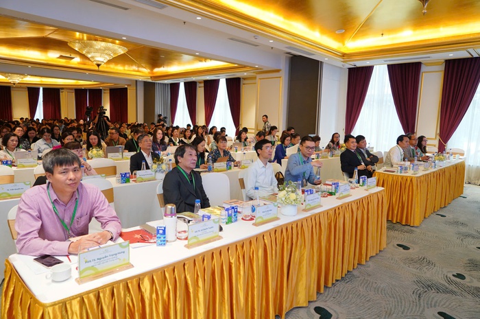 Hơn 500 cán bộ y tế tham gia hội thảo Dinh dưỡng Tiết chế 2025: Dinh dưỡng cho người bệnh ung thư- Ảnh 1. Hơn 500 cán bộ y tế tham gia hội thảo Dinh dưỡng Tiết chế 2025: Dinh dưỡng cho người bệnh ung thư- Ảnh 1.