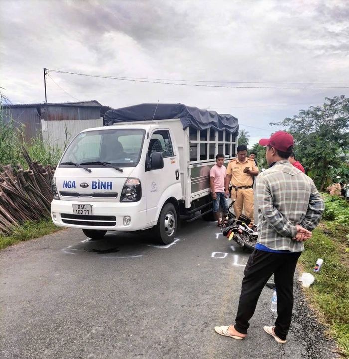 Bộ Công an đề nghị xử lý nghiêm các cá nhân vi phạm trong vụ bé gái bị tai nạn giao thông tại Vĩnh Long- Ảnh 1. Bộ Công an đề nghị xử lý nghiêm các cá nhân vi phạm trong vụ bé gái bị tai nạn giao thông tại Vĩnh Long- Ảnh 1.