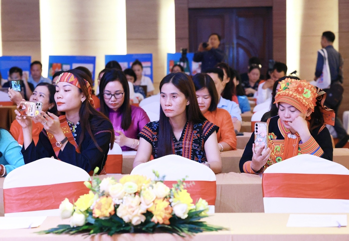 Tiếp tục duy trì và nhân rộng các mô hình của Dự án 8 để "không ai bị bỏ lại phía sau"- Ảnh 4. Tiếp tục duy trì và nhân rộng các mô hình của Dự án 8 để "không ai bị bỏ lại phía sau"- Ảnh 4.