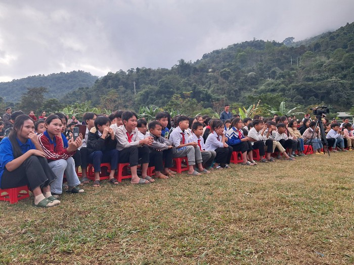 Tín hiệu tích cực từ "cuộc chiến" chống tảo hôn ở Kỳ Sơn- Ảnh 3. Tín hiệu tích cực từ "cuộc chiến" chống tảo hôn ở Kỳ Sơn- Ảnh 3.